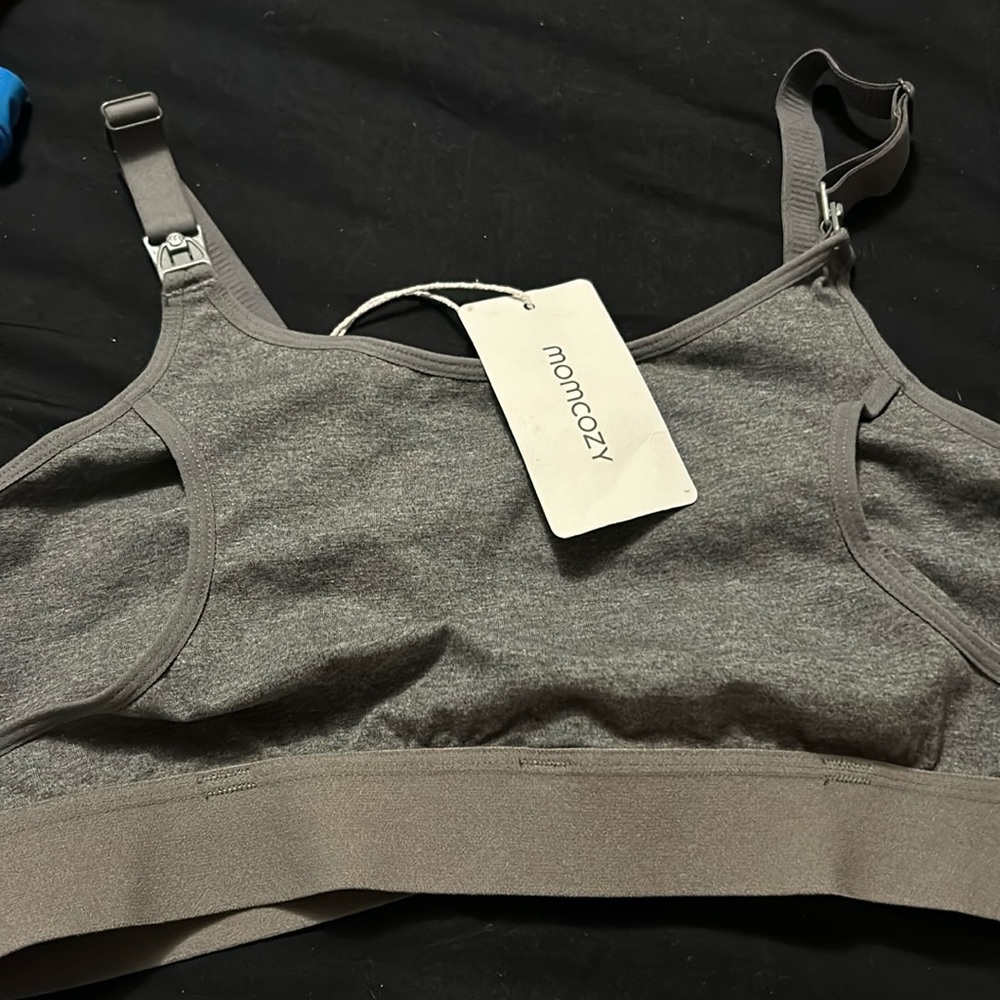 Momcozy nursing bra L